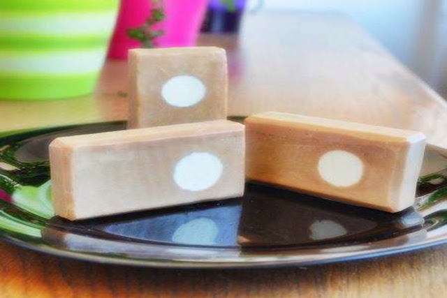 Hacer jabón con leche: receta jabón casero «café con leche»