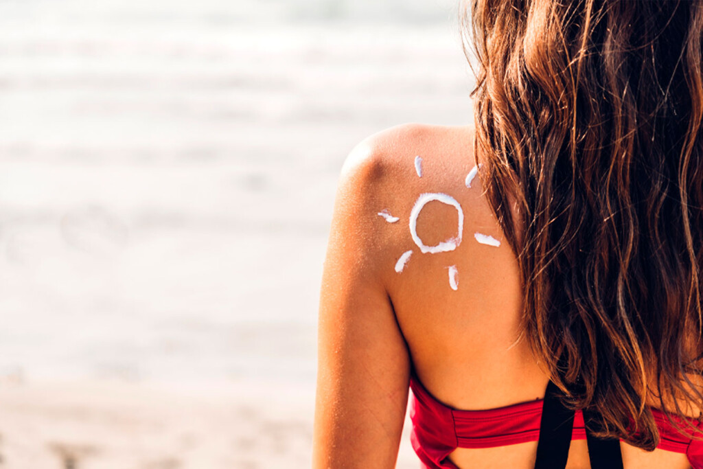 ¿Cómo recuperar tu piel tras las vacaciones? Sigue estos consejos